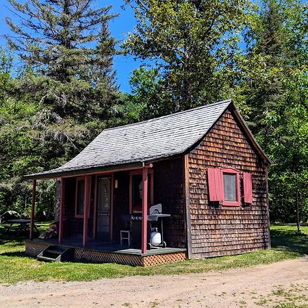 Riviere Petit Saguenay Vila Exterior foto