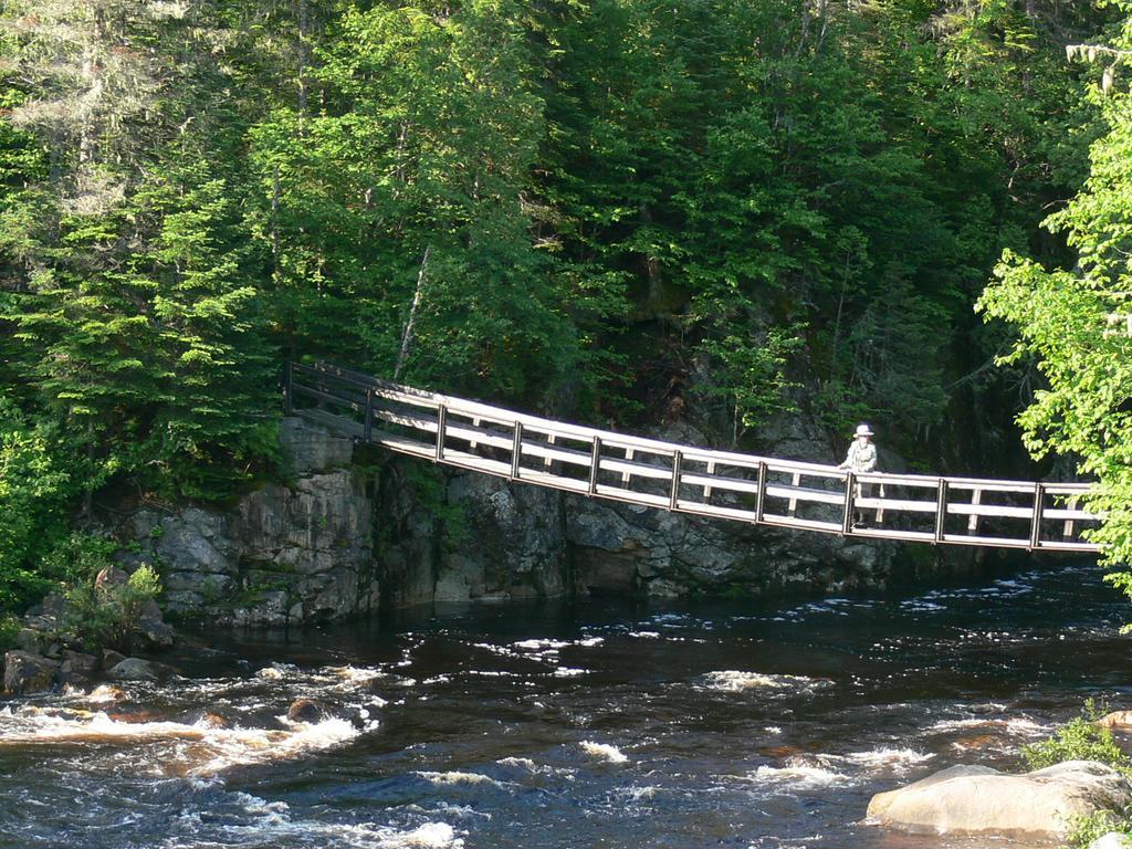 Riviere Petit Saguenay Vila Exterior foto